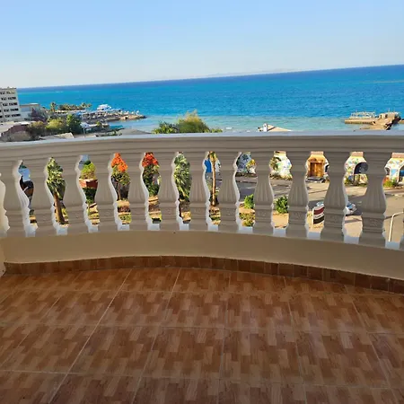 Absolute Sea View Flats Apartamento