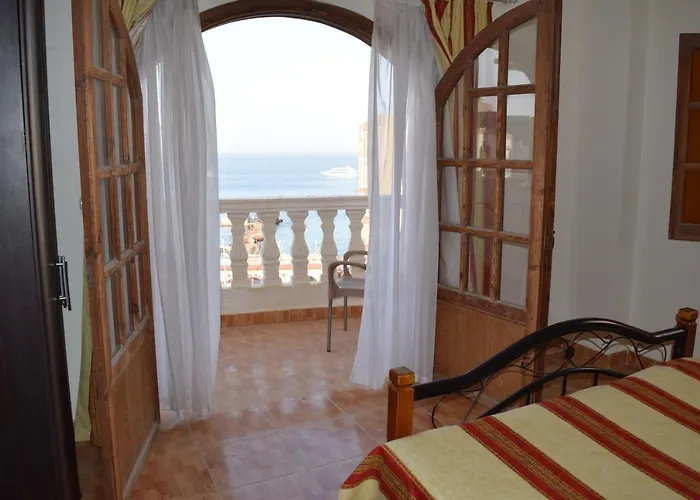 شقة Absolute Sea View Flats